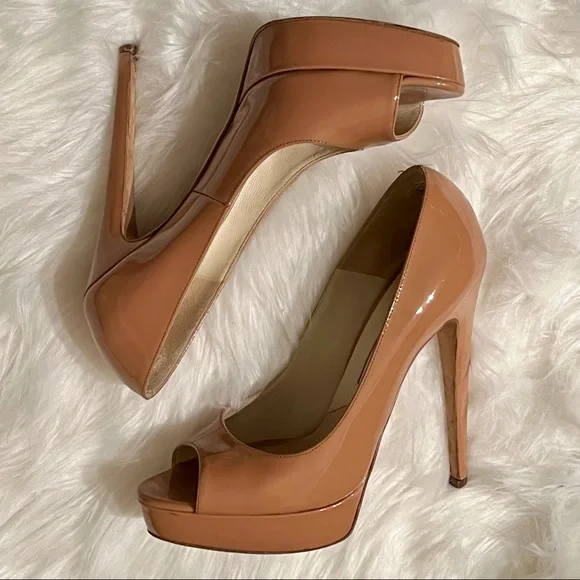 Brian Atwood Tan Heels - Peep toe Pump 7.5 - Picture 5 of 9